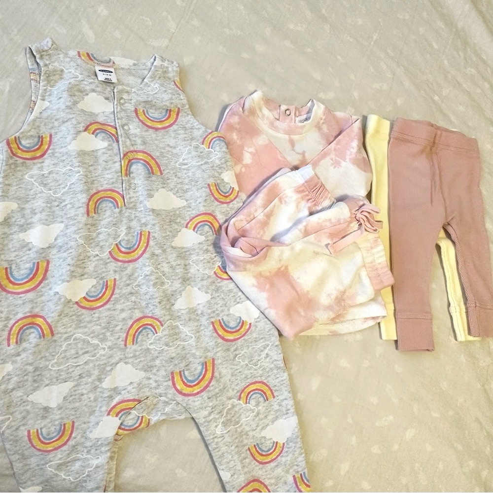Baby girl clothing bundle: Old Navy, Grayson Mini, Zara